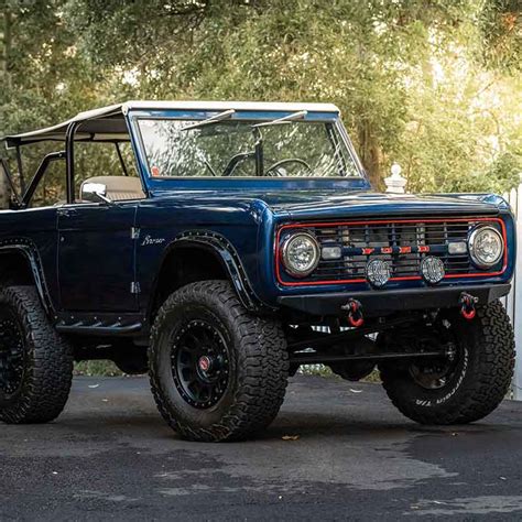 This Meticulously Restored 1970 Ford Bronco Is Up For Auction