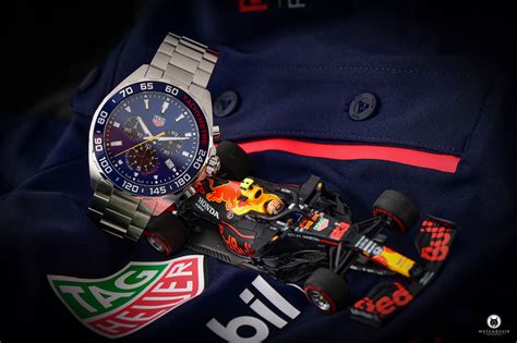 TAG Heuer Aston Martin Red Bull Racing Review - The Formula 1 Watch