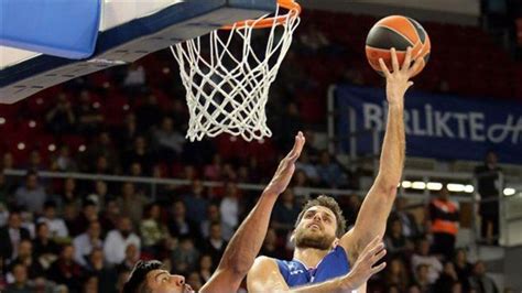 Efes Real i son saniyede yıktı 75 73 Basketbol Haberleri Spor