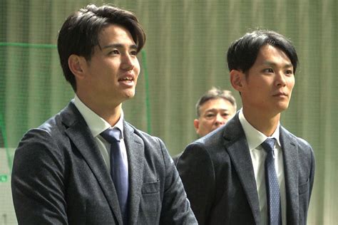 トレード移籍の高橋礼「大チャンス」 筑後で小久保監督らに挨拶泉「ずっと巨人ファン」 Full Count