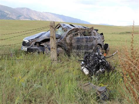 Otomobilin Motoru Yerinden Fırladı Haberler