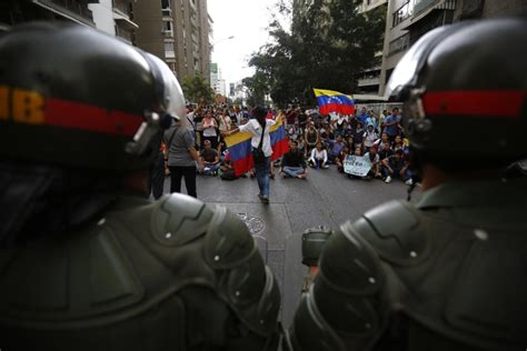 Caracas Tem Dia Tenso Espera De Marcha Da Oposi O