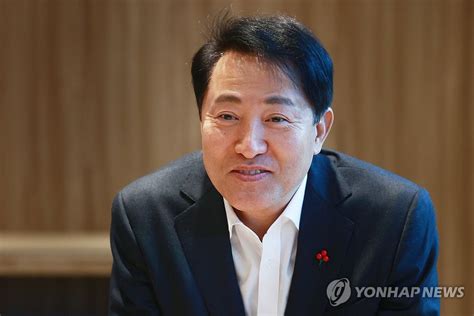 연합뉴스와 인터뷰하는 오세훈 서울시장 연합뉴스