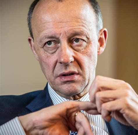 Friedrich Merz Im Urlaub Mit Schl Sselbeinbruch Operiert Welt