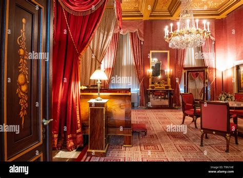 Bedroom in the Royal Palace of Amsterdam in Dam Square - interior ...