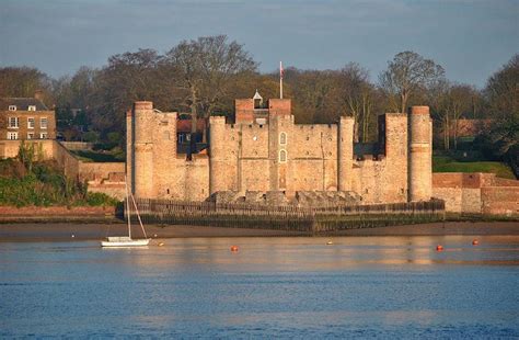 Upnor Castle - Alchetron, The Free Social Encyclopedia