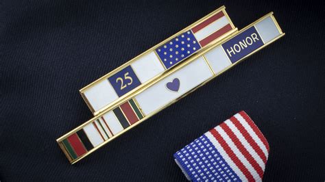 Philanthropists are honoring warren e smith for his work