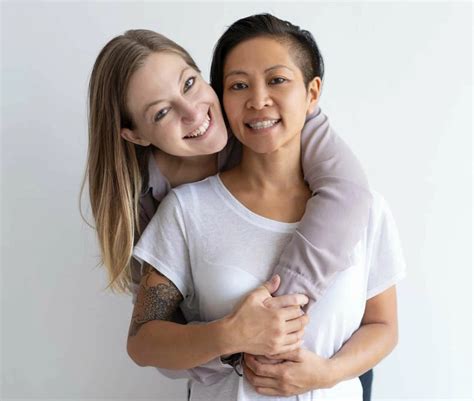 Lgbtq Fertility Clinic Gay And Lesbian Pregnancy Options