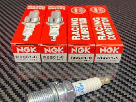 Lot De Bougies Ngk R Pi Ces Et Voitures De Course Vendre