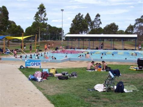 Melton Waves Leisure Centre - Greater Melbourne