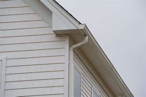 Downspout Repair vs. Replacement: 8 Signs to Look For