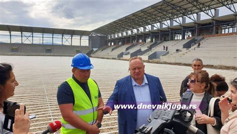 Završna faza radova na Gradskom stadionu postavljeno grejanje i