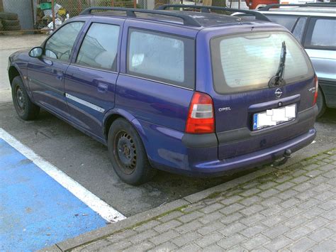 Opel Vectra B Klapa Tyl Tylna Kombi Z L L