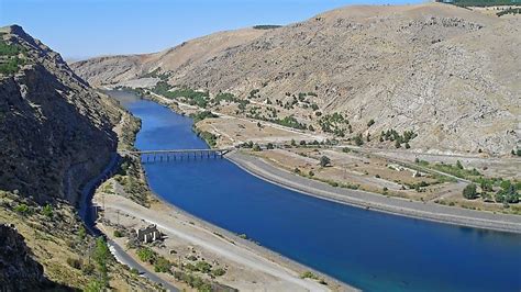 Euphrates River - WorldAtlas