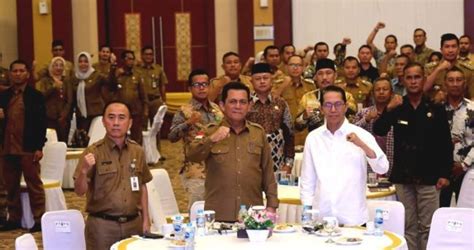 Camat Dan Lurah Se Kepri Rakor Dengan Gubernur Camat Dan Lurah Kota