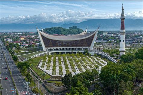 Daerah Dengan Biaya Hidup Termahal Di Sumatera Barat Yang Bikin