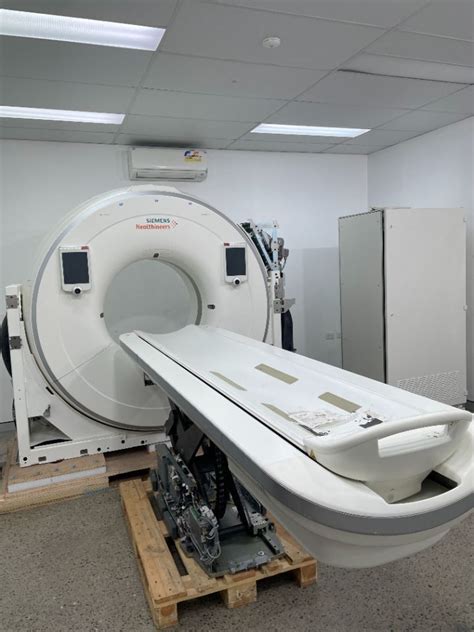 Used Siemens Somatom Confidence Rt 64 Slice Ct Scanner For Sale