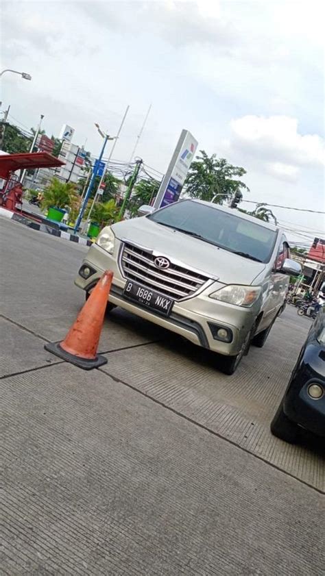 Sewa Mobil Gendis Harian Bulanan Lepas Kunci Bisa Atau Dengan Supir