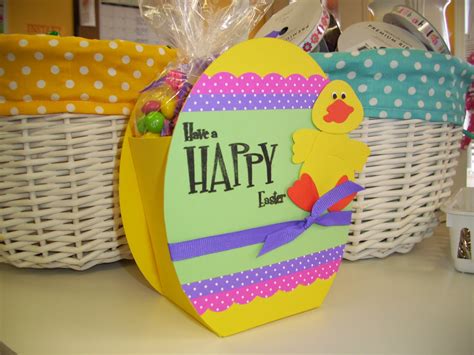 Scrapaholics Easter Egg Treat Box