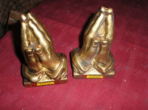 Praying Hands Salt Pepper Shakers Ebay