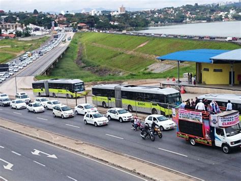 G1 BH 10h Taxistas Fazem Carreata Em Protesto Contra Transporte