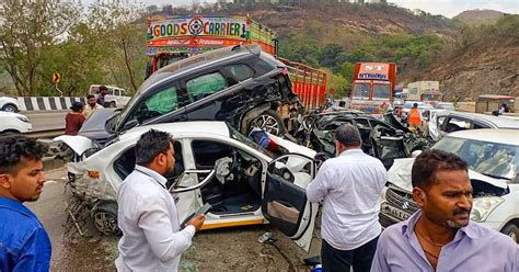 Truck Loses Brakes On Mumbai Pune Expressway Crashes Into