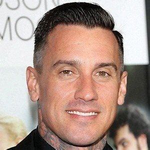 Carey Hart - Age, Family, Bio | Famous Birthdays