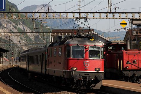 IR InterRegio Zug Mit SBB Lokomotive Re 4 4 11155 In Erstf Flickr