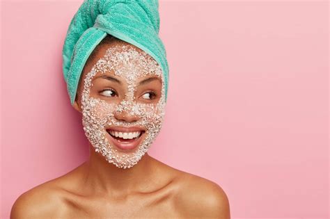 Does Exfoliating Help With Acne? - Body & Face Lab