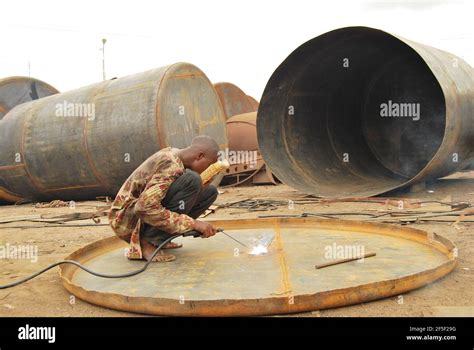 African Welder Hi Res Stock Photography And Images Alamy