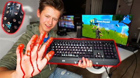 Fortnite Pfp Holding Keyboard