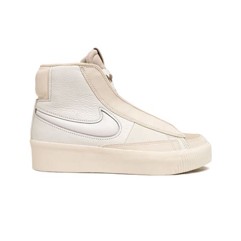 Nike Women Blazer Mid Victory Summit White White Phantom Light Cream