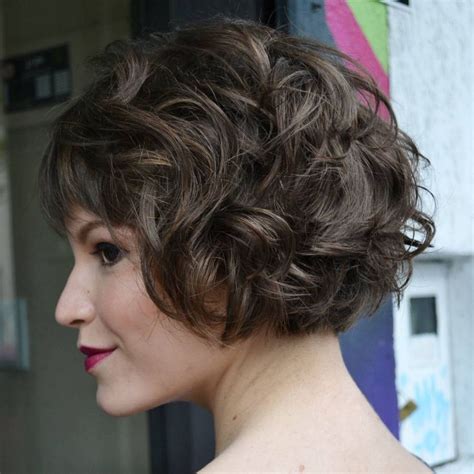 55 Different Versions Of Curly Bob Hairstyle Bob Haircut Curly Bob