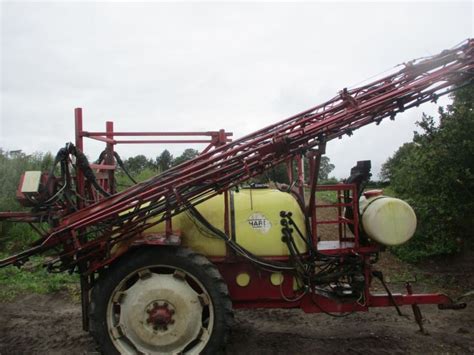 Hardi 2400 Liter 24 Meter Sprøjte Sprayer Til Salg På Retrade Kan Du