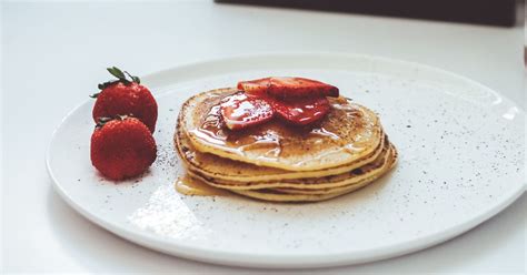 3 recetas de hot cakes saludables para mejorar tus mañanas Glamour
