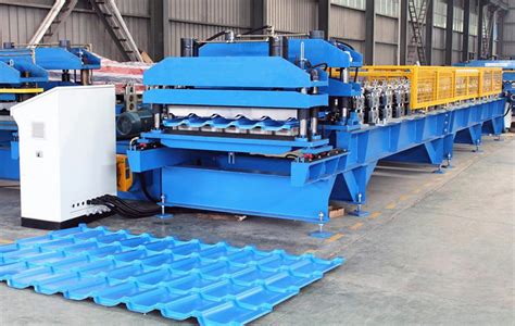 Glazed Tile Roll Forming Machine Roll Forming Machine Cz Purlin