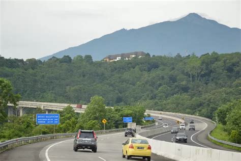 Imbas Penyesuaian Tarif Jalan Tol Tahun 2024 4 Ruas Jalan Trans