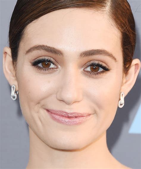 EMMY ROSSUM CRITICS CHOICE 2016 MAKEUP Beautygeeks