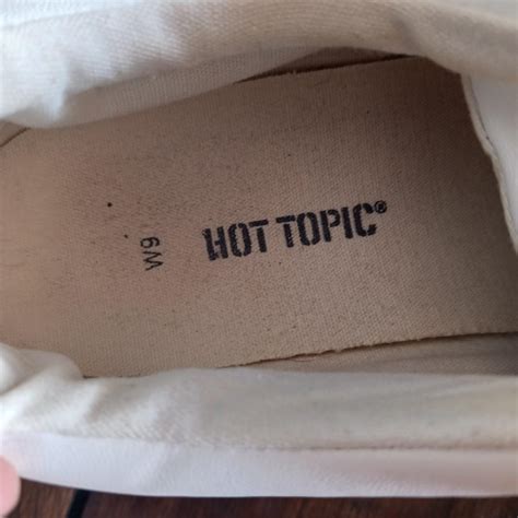 Hot Topic Rainbow Pride Lace Platforms Feel Free Depop