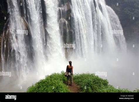 Huangguoshu Waterfall, Anshun, Guizhou Province, China Stock Photo - Alamy