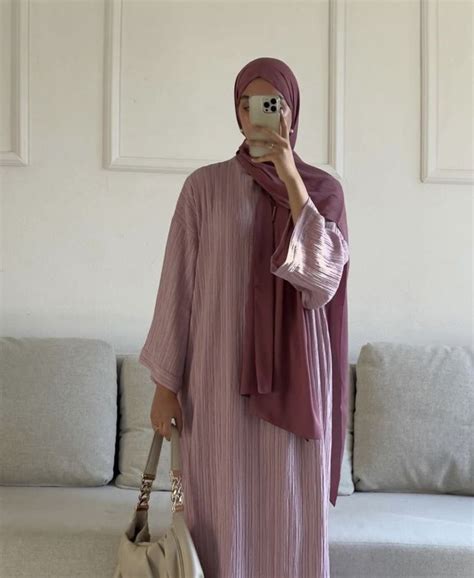 Pin By Beka On Clothing And Outfits In 2024 Abayas Fashion Hijab