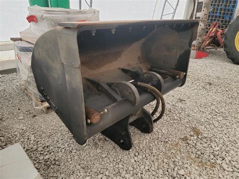 Wain Roy Swinger Coupler W Bucket Bigiron Auctions