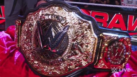 WWE Superstars React To New World Heavyweight Championship ...