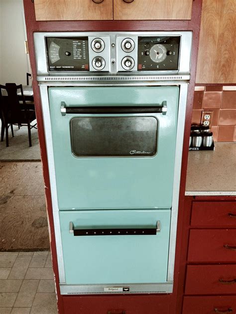 Flooring And Countertops For Shannans 1950s Kitchen Wooden Kitchen