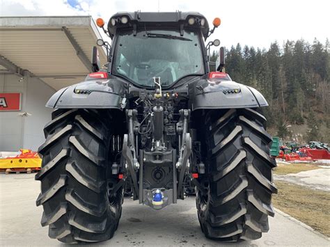 Valtra Q305 EHR Landwirt