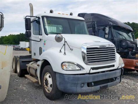 1FUJA6CK14LN59295 2004 FREIGHTLINER CONVENTIONAL COLUMBIA View