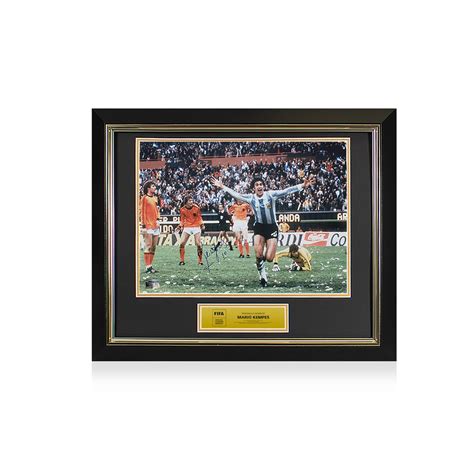 Official Signed And Framed Mario Kempes 1978 World Cup Final Goal Photo