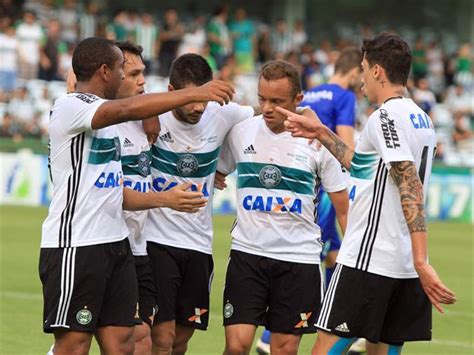 Coxa Bate O Prudentópolis Na Estreia De Anderson Gazeta Esportiva