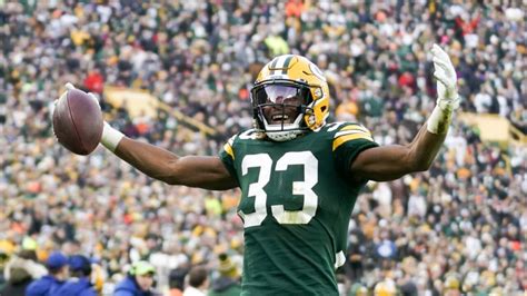 NFL News Aaron Jones Rejects Green Bay Packers Leaving Green Bay S