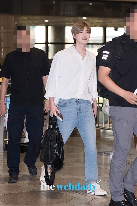 2018 08 16 In The Afternoon Lee Jong Suk At Gimpo International